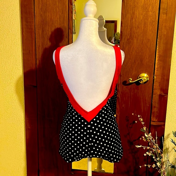 Swimsuit - Picture 3 of 8